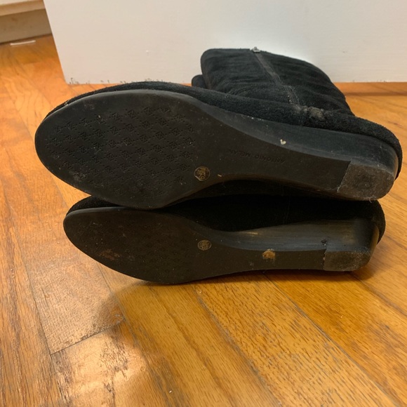 Tall boots - Picture 4 of 6